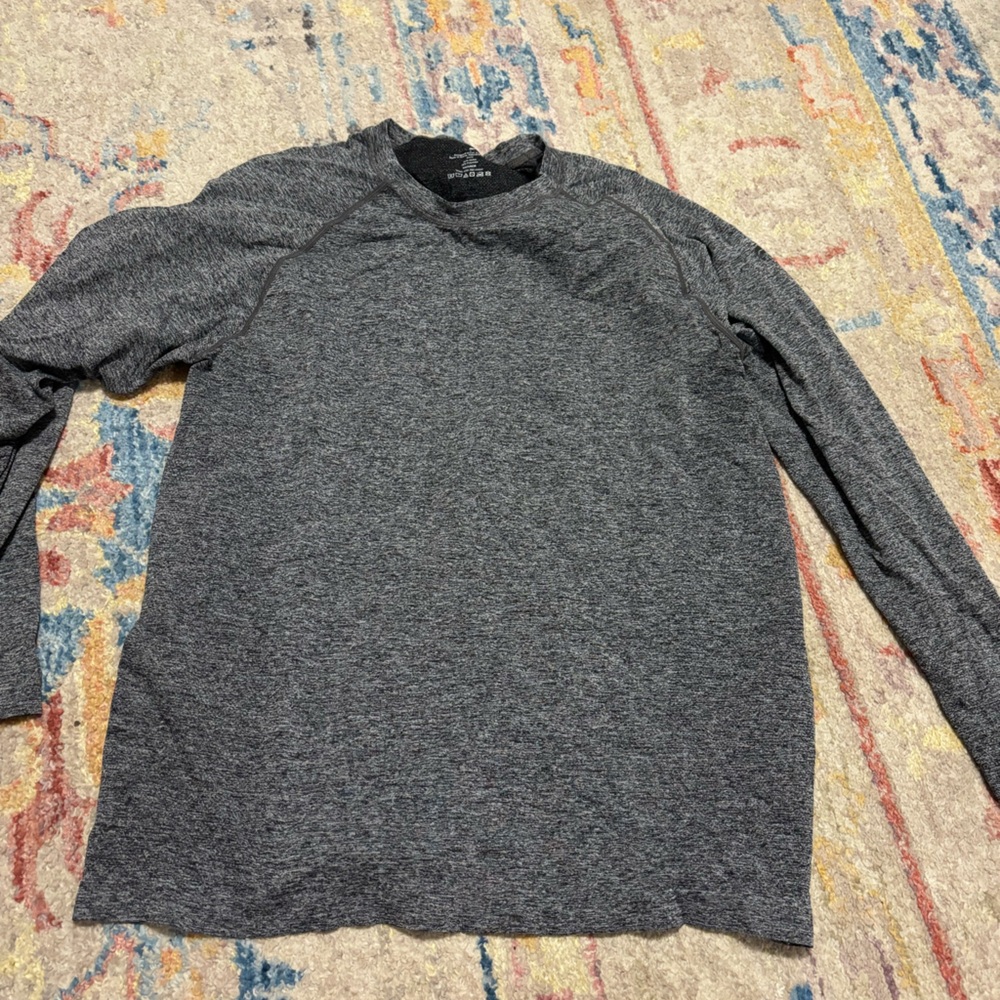Fabletics long sleeve